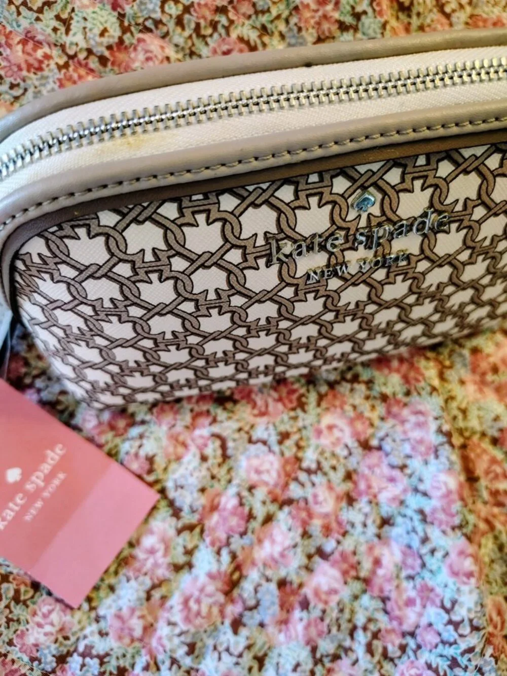 NWT kate spade makeup pouch bag MSRP $69